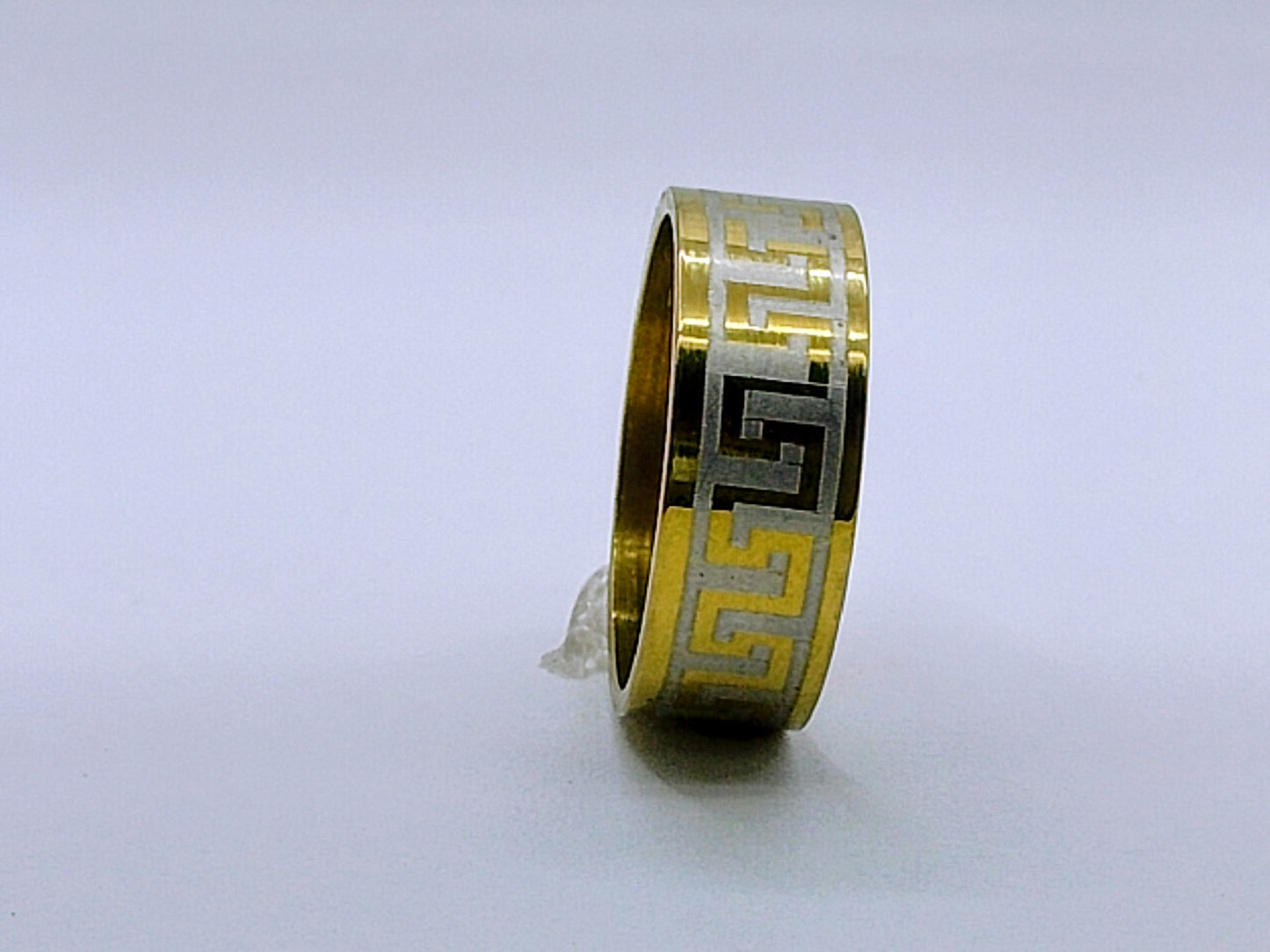 Gold & Silver Geometric Band Ring – Two-Tone Classic Design