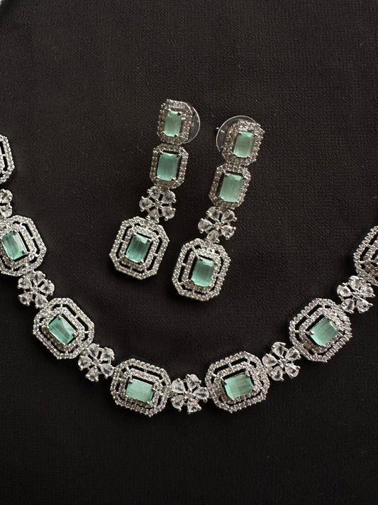 Aqua Elegance Crystal Premium Jewelry Set – Necklace & Earrings