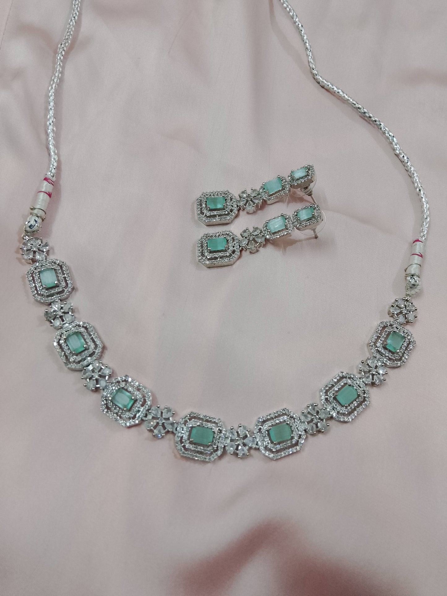 Aqua Elegance Crystal Premium Jewelry Set – Necklace & Earrings