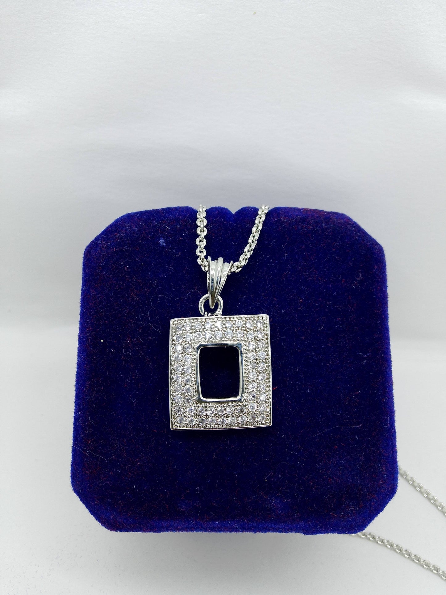 Silver Geometric Spark Pendant – Modern Minimalist Necklace